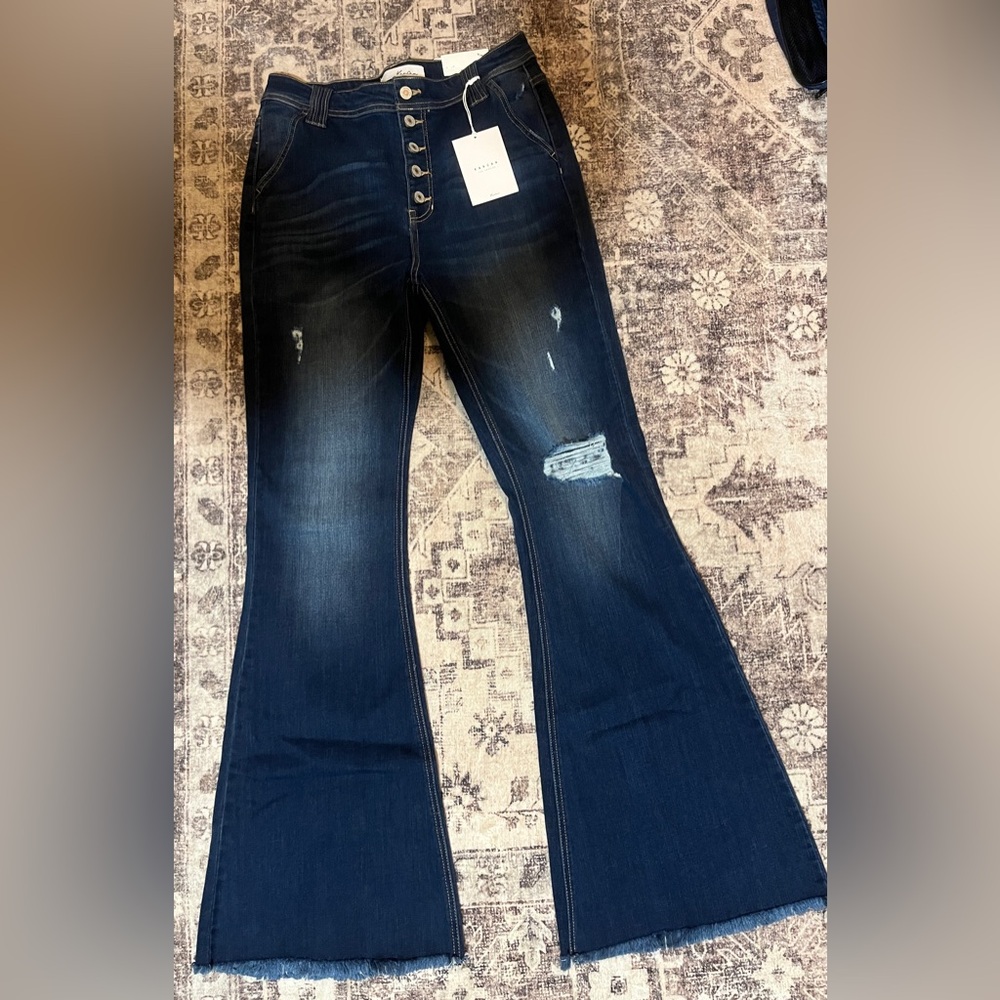 NWT KanCan High Rise Button Fly Flare. Distressed Detailing. - Picture 5 of 12